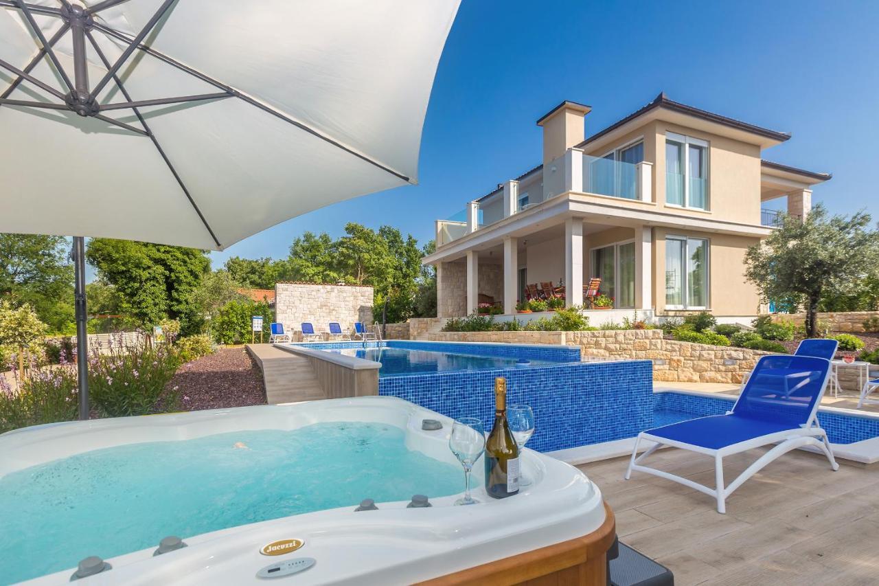 Villa Roko มาลินสกา ภายนอก รูปภาพ