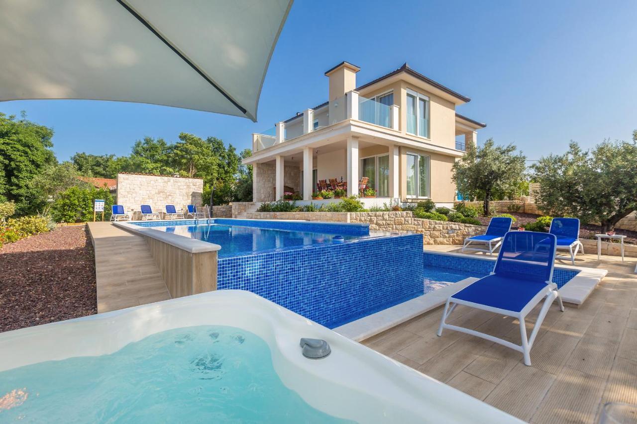 Villa Roko มาลินสกา ภายนอก รูปภาพ
