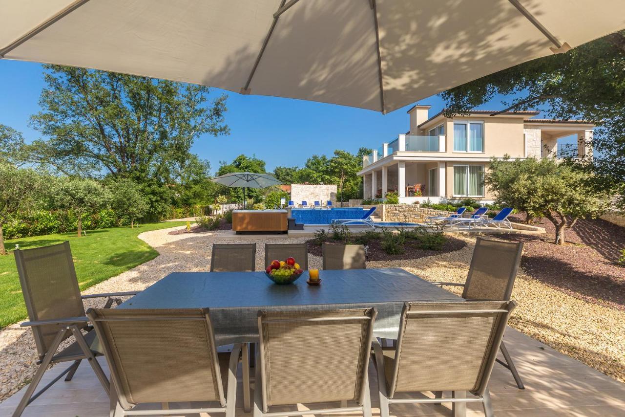 Villa Roko มาลินสกา ภายนอก รูปภาพ
