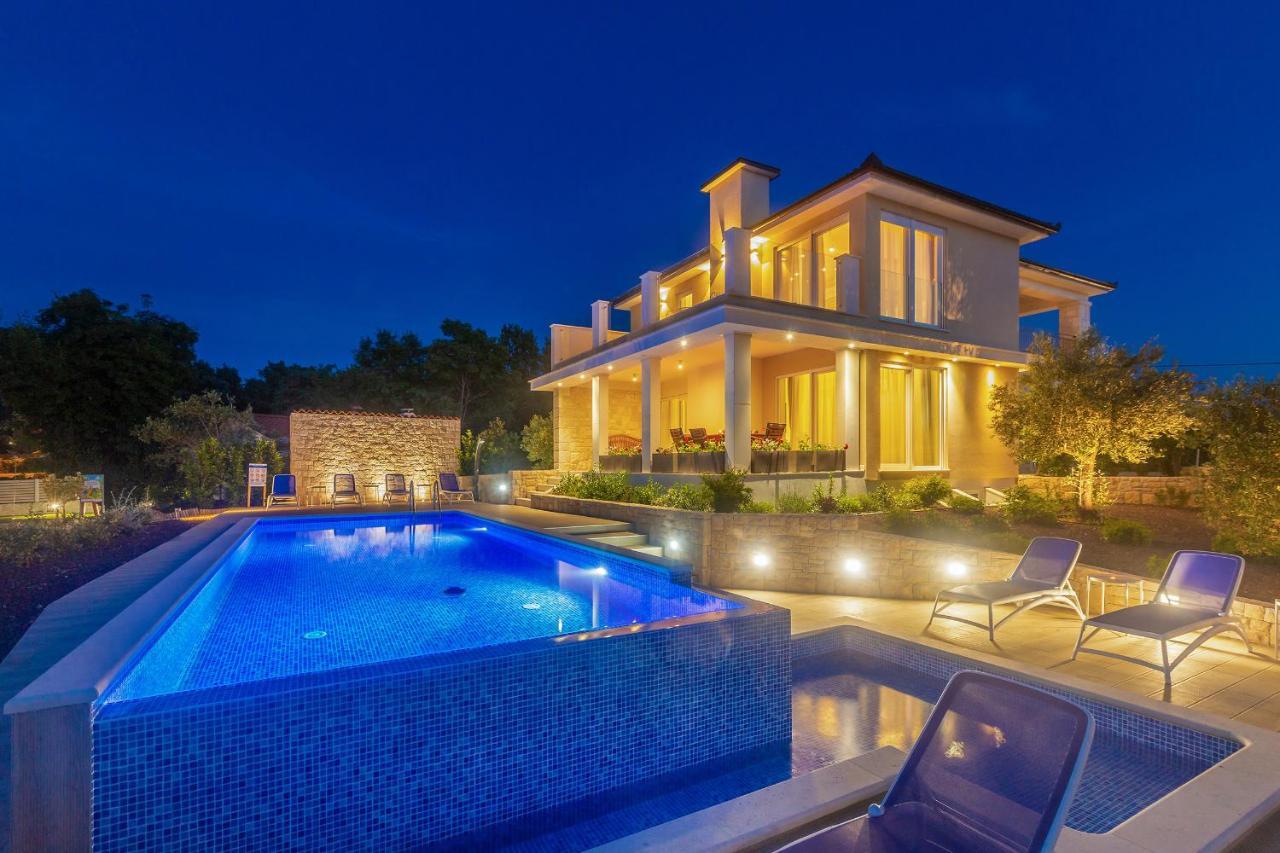 Villa Roko มาลินสกา ภายนอก รูปภาพ