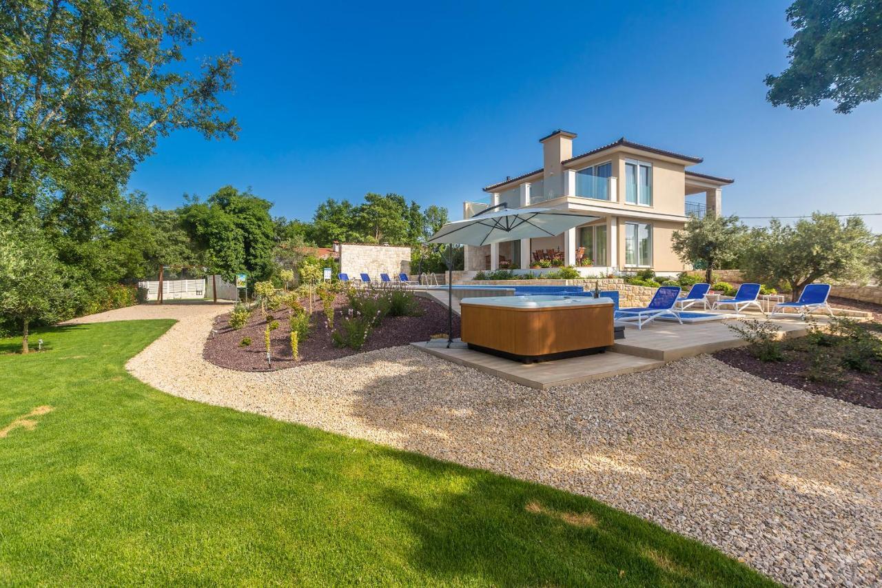Villa Roko มาลินสกา ภายนอก รูปภาพ